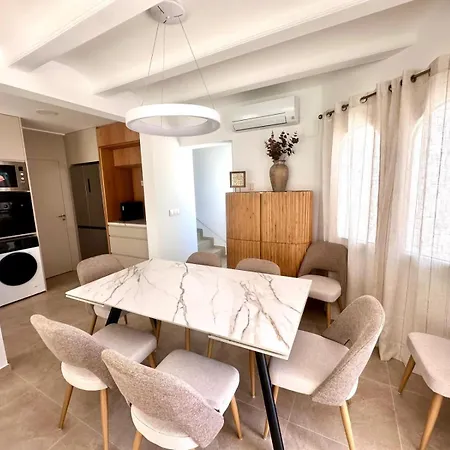 Villa Velissia By Midelisa.