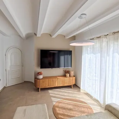 Villa Velissia By Midelisa. *