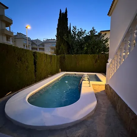 Vila Velissia By Midelisa *